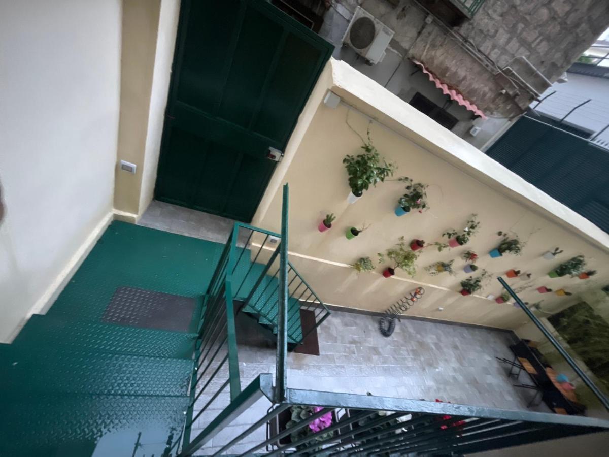 Cesi 13 Appartement Napels Buitenkant foto